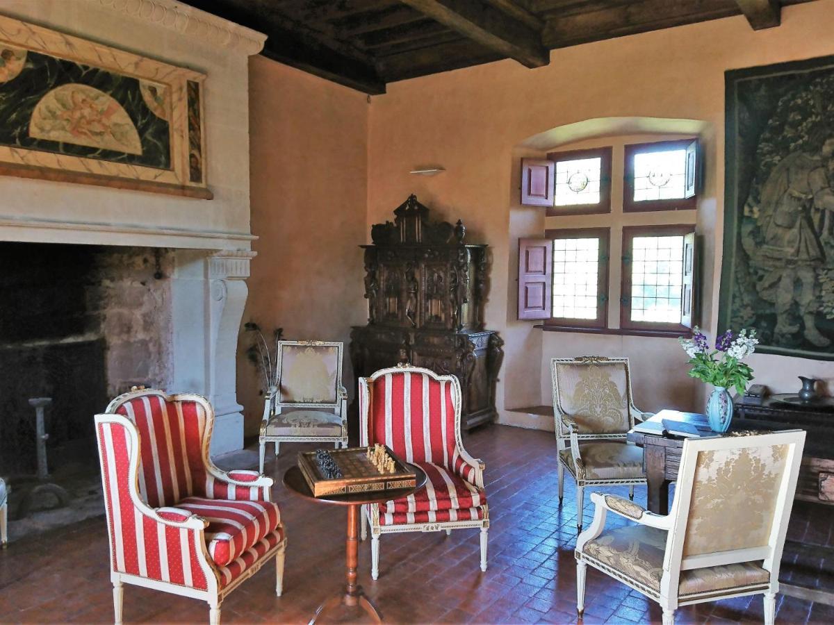 Chateau La Servayrie - Chambre D'Hotes Marcillac-Vallon Luaran gambar