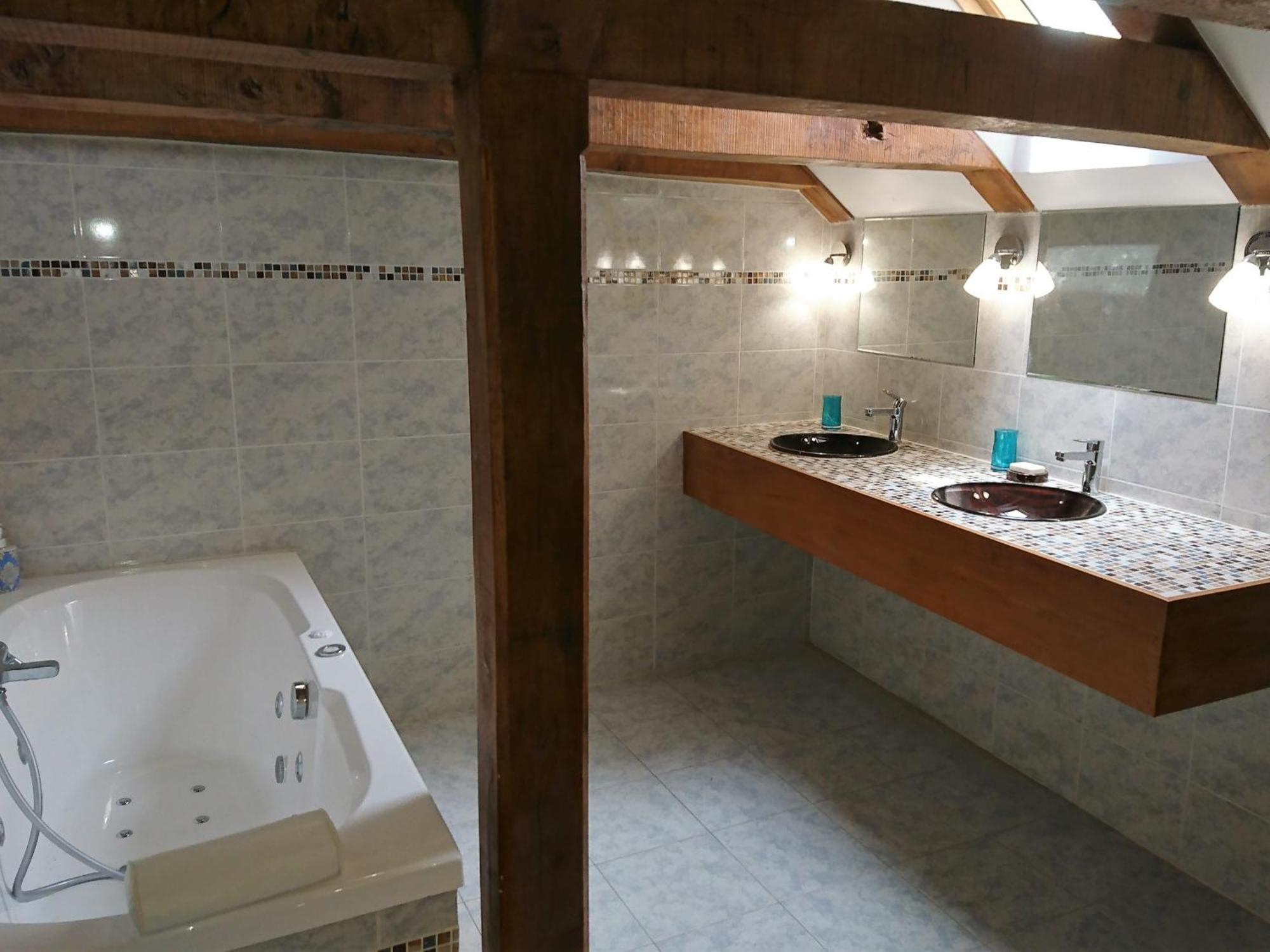 Chateau La Servayrie - Chambre D'Hotes Marcillac-Vallon Bilik gambar