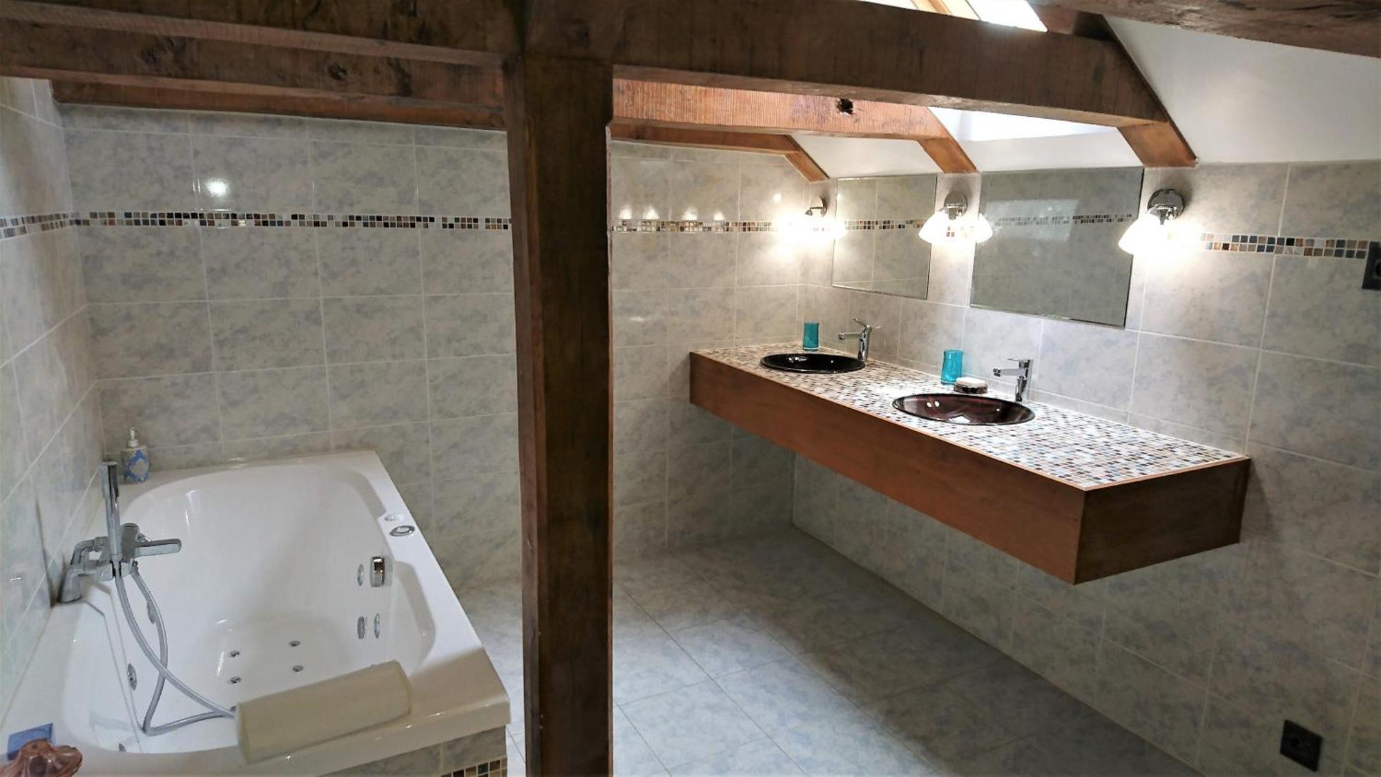 Chateau La Servayrie - Chambre D'Hotes Marcillac-Vallon Luaran gambar