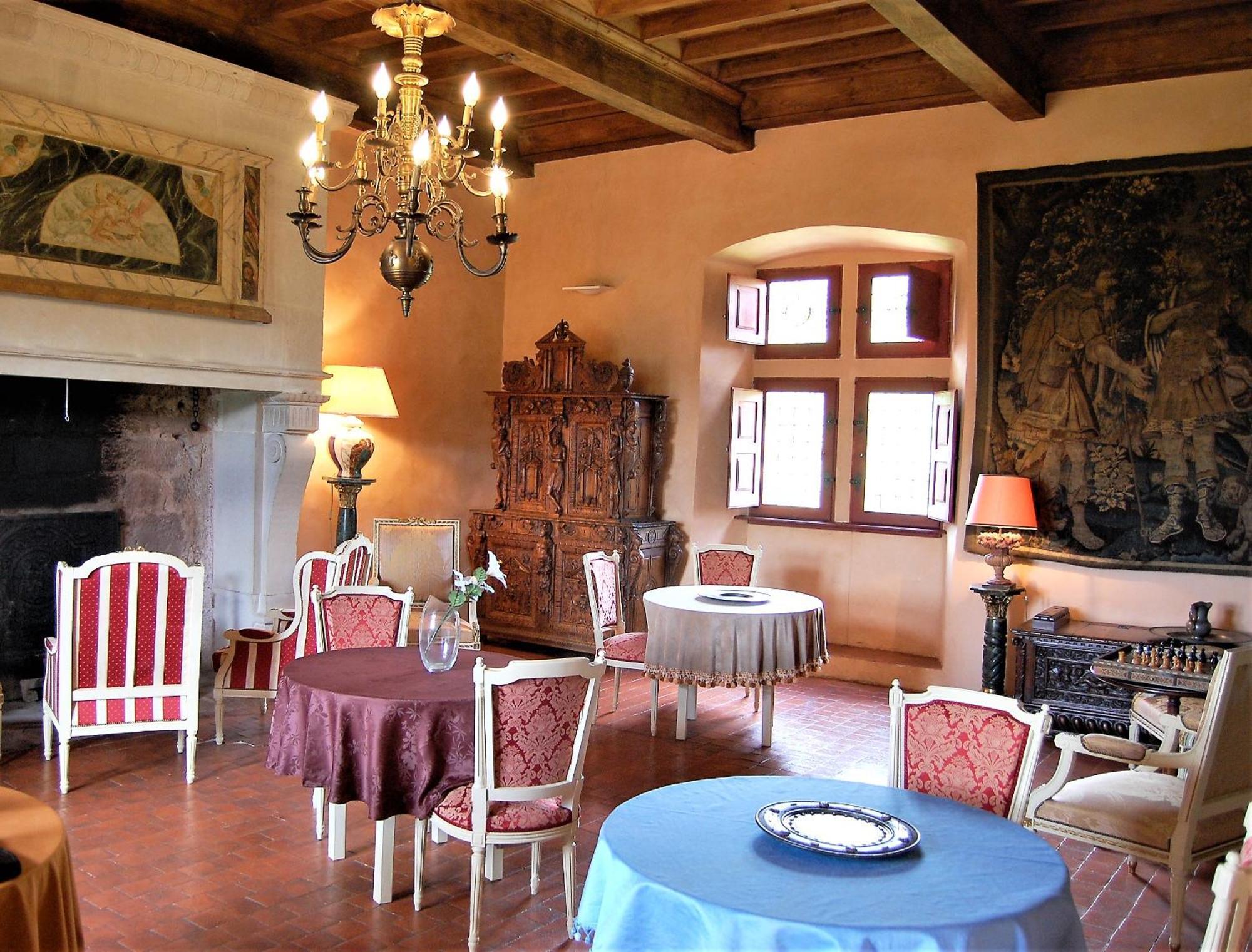 Chateau La Servayrie - Chambre D'Hotes Marcillac-Vallon Luaran gambar